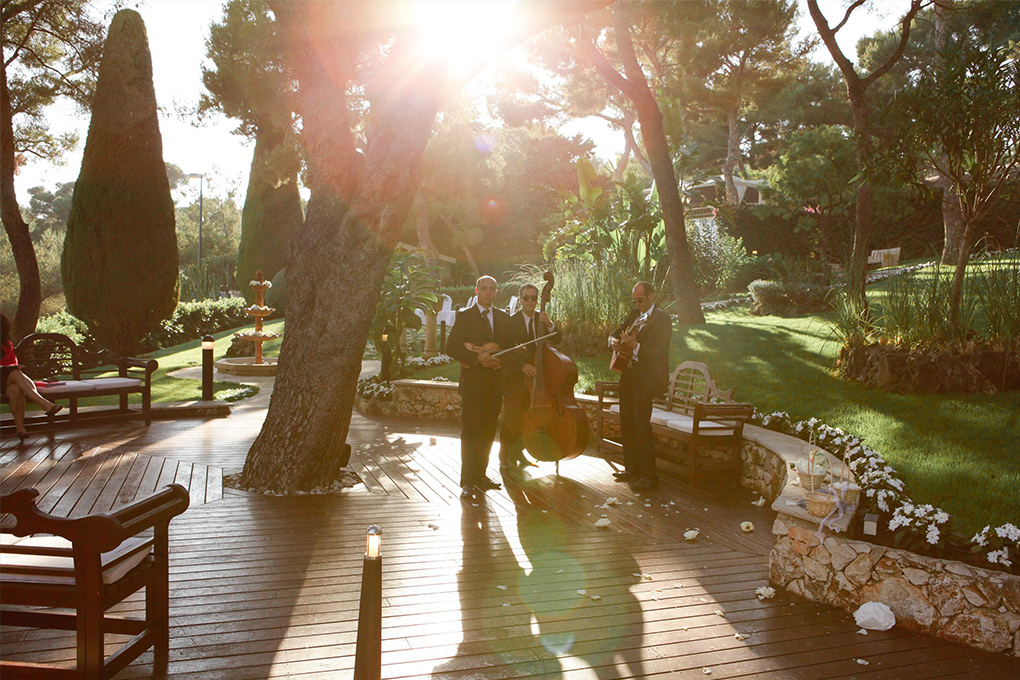 getting married in the south of France weather